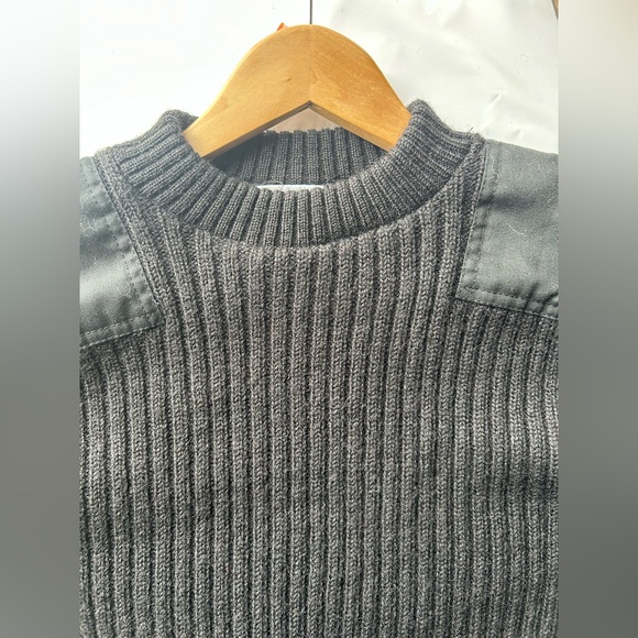 SOLD. Vintage Wool Commando USMC Sweater 🇺🇸 made in USA - Picture 3 of 7